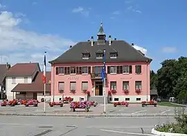 The town hall in Durmenach