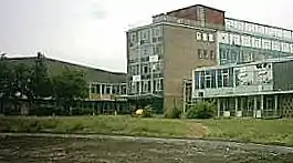 East Leeds Family Learning Centre (former Foxwood School) in Seacroft, Leeds was used as 'San Quentin High' (picture taken June 2008).