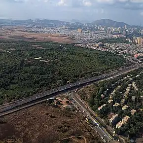 Eastern Express Highway Mumbai May 2023.jpg