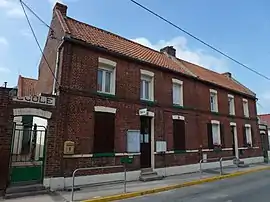 The town hall and school of Ecquedecques