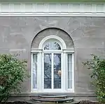 Tripartite window at the Garden Pavilion at Edgewater, in Barrytown, New York (photo 2018).