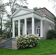 Riverside facade of the Garden Pavilion at Edgewater, in Barrytown, New York (photo 2018).