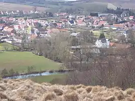 A general view of Elnes