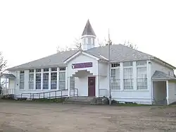 Former 1937 school in Eola