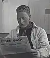 Engineering student at NTH  reading Fritt Folk in 1940. Credit: Trondheim byarkiv