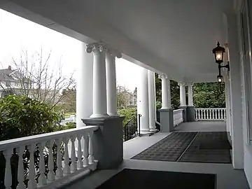 Front porch in 2009