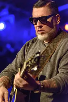 Everlast performing in 2015