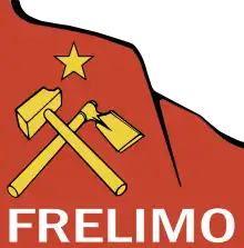 Logo of FRELIMO used from 1987 to 2004 with a hammer and hoe.