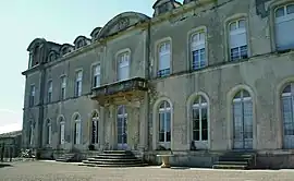 The chateau in Fendeille