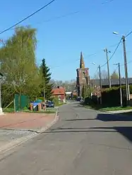 A road in Favreuil