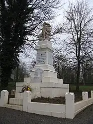 The war memorial in Fins