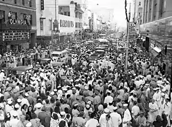 Image 23Soldiers and crowds in Downtown Miami 20 minutes after Japan's surrender ending World War II (1945). (from History of Florida)