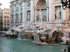 Trevi Fountain: the most famous monument in the area