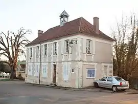 The town hall in Fontenay-sous-Fouronnes