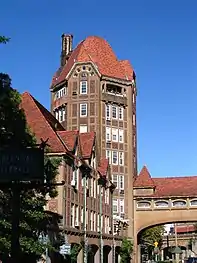 Station Square from Greenway Terrace