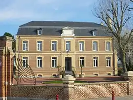 The town hall of Fréthun