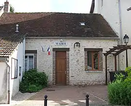 The town hall in Frétoy