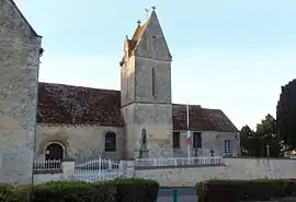 The church in Saint-Pierre-du-Bû