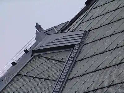 Roof detail