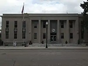 Franklin County Courthouse in Russelville, Alabama