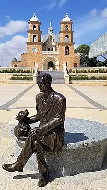 Sculpture of Hawes and Dominie in Foreground