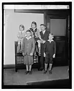 Aaron Younquist & children, 1929.