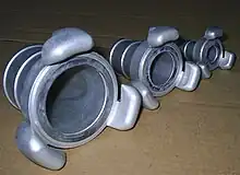 Hermaphroditic or genderless "claw" type hose connectors