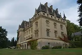 The chateau of Pitray in Gardegan-et-Tourtirac