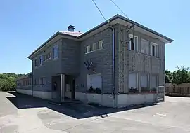 The town hall in Gillois