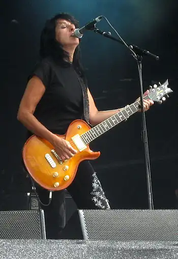 Girlschool Kim McAuliffe.jpg