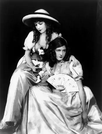 Dorothy and Lillian Gish