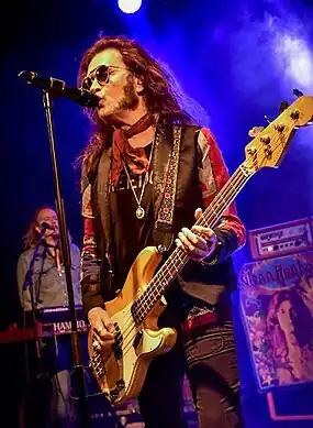 Glenn Hughes 2019.jpg