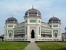 Image 44Great Mosque of Medan, an example of Moorish, Mughal and Spanish architecture combination in Indonesia. (from Tourism in Indonesia)