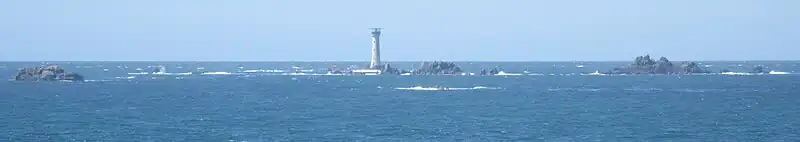 Les Hanois and the lighthouse