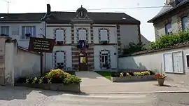 The town hall in Ludes