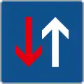 C01Priority over oncoming traffic