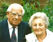 Trude Sojka and his husband Hans Steinitz, 1994