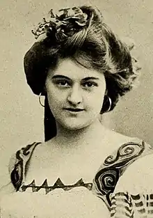 Helen Bertram, from a 1901 publication.