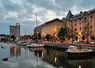 Hietalahti on a summer evening