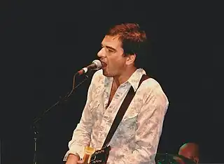 Hothouse_Flowers,_Guilfest_2005_(11861114543).jpg