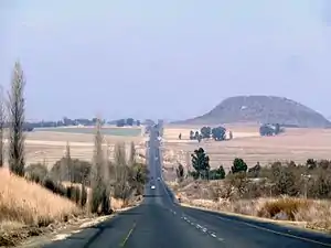 Houtkop, a 170-metre (560 ft) outcrop of Drakensberg basalt in the Free State, South Africa.