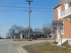 The junction of IL 100 and IL 106 in Detroit.