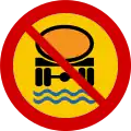 Transport of water-polluting substances prohibited entry