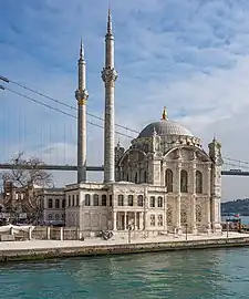 Image 49Ortaköy Mosque in the first quarter of the 20th century (from Culture of Turkey)