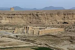 Izadkhast Caravanserai photo