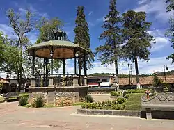 The plaza de armas in Senguio