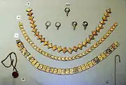 Minoan jewelry