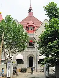 Former branch building in Jinan, 2009