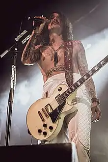 Justin Hawkins playing live with The Darkness at Dublin Academy 2019