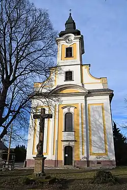 Roman Catholic church in Kápolna